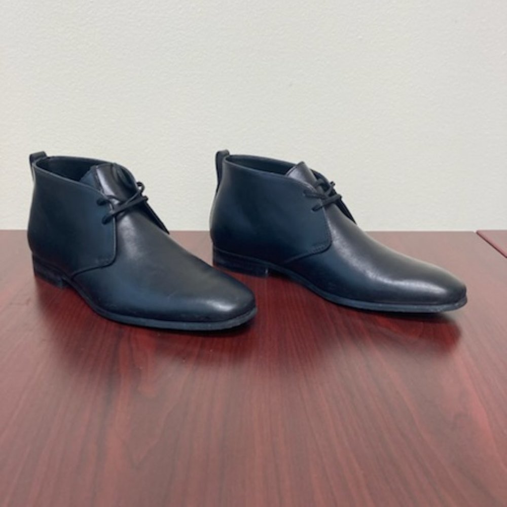 Express Black Chukka Boots